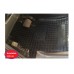 На фото показано размещение резинового водительского коврика в машине Mercedes Viano Vito