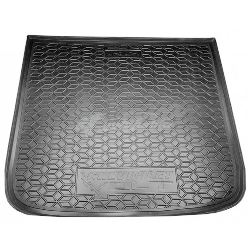 на фотографії гумово-пластиковий килимок у багажник chevrolet volt другого покоління 2016-2019 року від avto-gumm