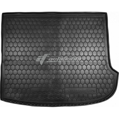 на фотографії гумово-пластиковий килимок в багажник для Hyundai Santa Fe другого покоління сім місць 2006-2012 року від Avto-Gumm