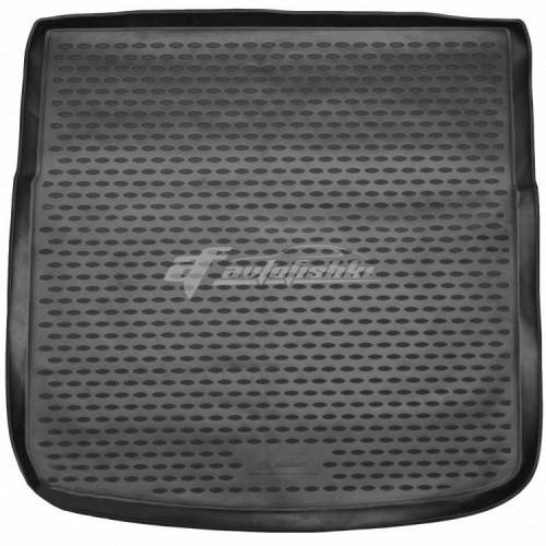 на фотографії гумовий килимок в багажник для opel insignia першого покоління в кузові хетчбек 2008-2017 року від novline