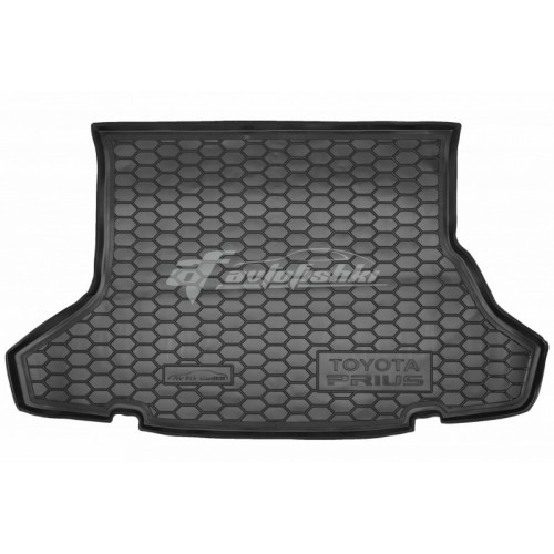 на фотографії гумовий килимок в багажник для Toyota Prius третього покоління 2010-2015 року від українського виробника Avto-Gumm
