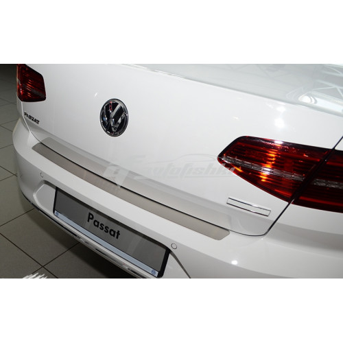 Накладка на бампер для VW Passat B8 variant (5D) 2014-…