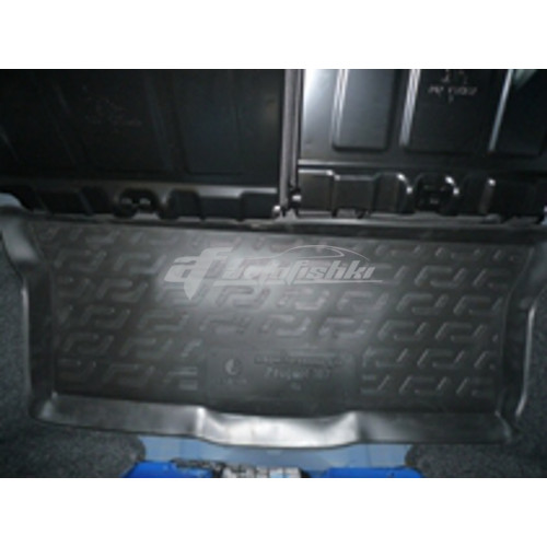 Коврик в багажник на Peugeot 107 HB (05-)