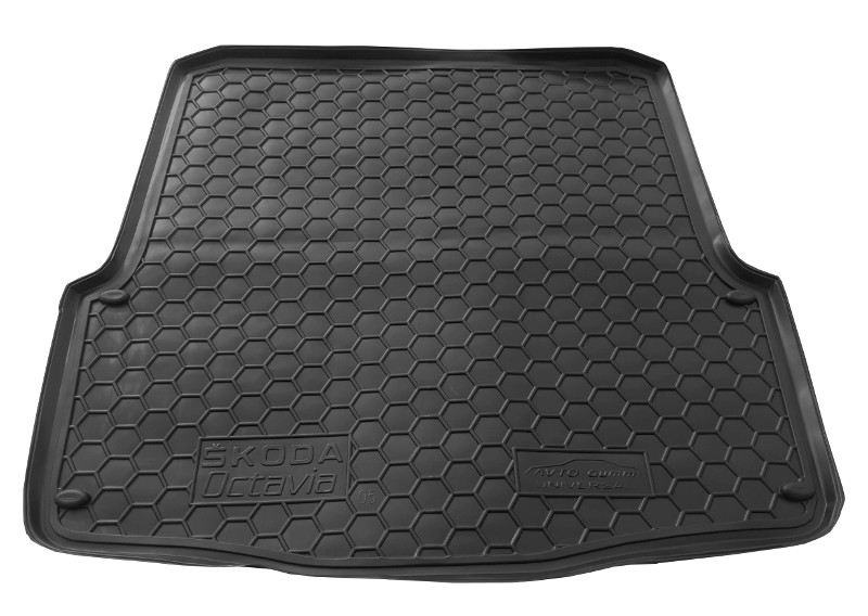 На фотографии резиновый коврик в багажник Skoda Octavia A5 черного цвета от avto-gumm